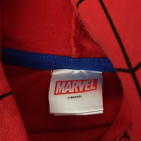 SPIDER-MAN SWEATER 🕷 - Picture 3 of 5